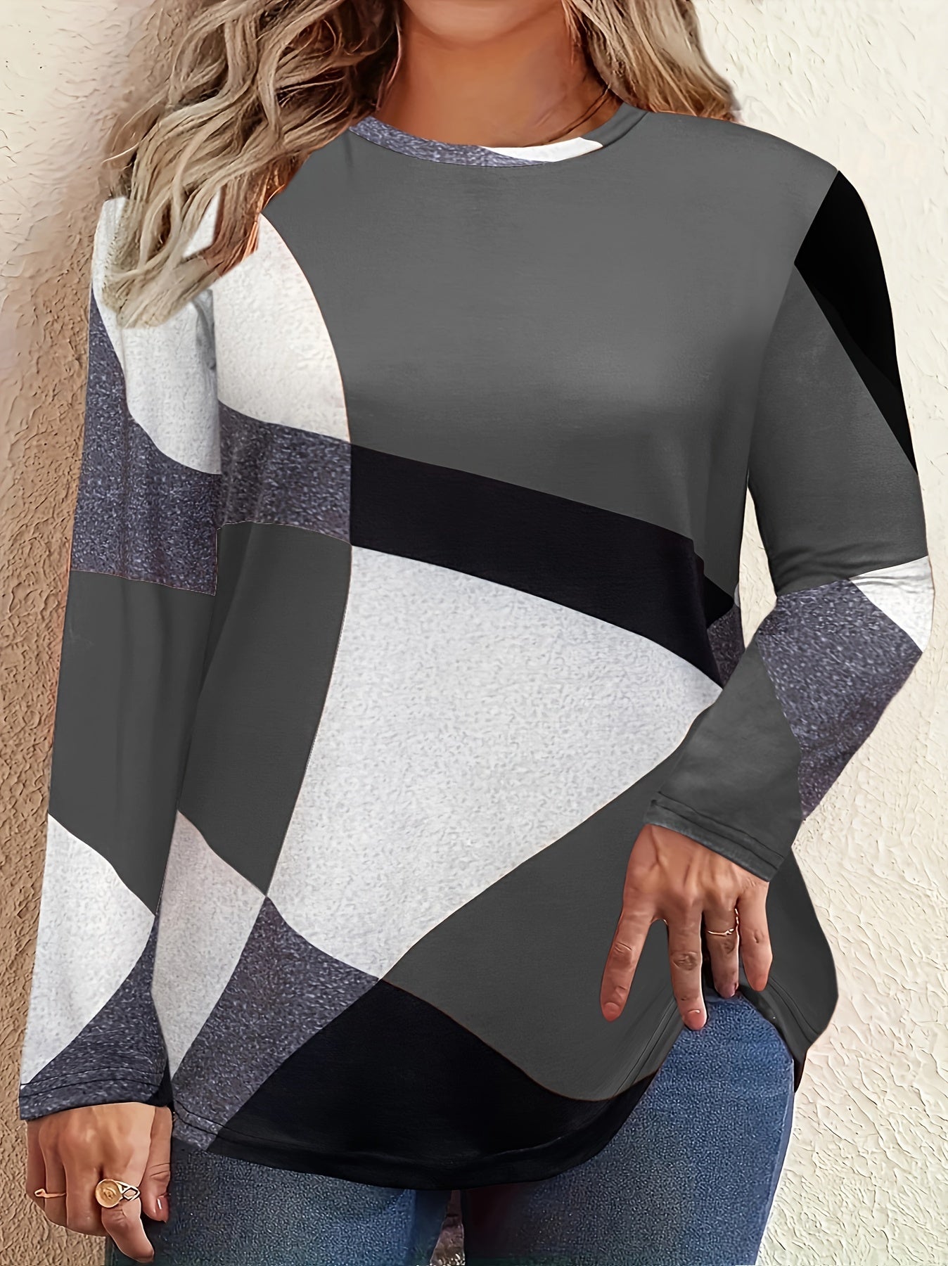 Plus Size Colorblock Long Sleeve T-shirt, Women's Plus Casual Round Neck Medium Stretch Tee