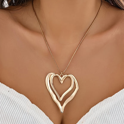 1pc Sexy Double Layer Hollowed Out Irregular Heart Pendant Necklace, Minimalist Fashionable Statement Accessories Versatile Daily Wear Jewelry Gift