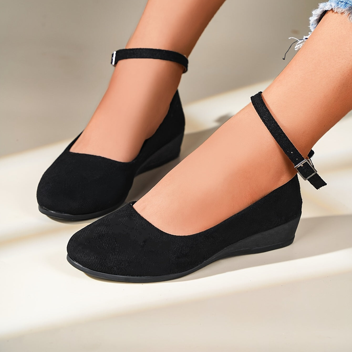 Women's Solid Color Casual Shoes, Ankle Buckle Strap Shallow Mouth Daily Shoes, Lightweight Wedge Soft Shoes