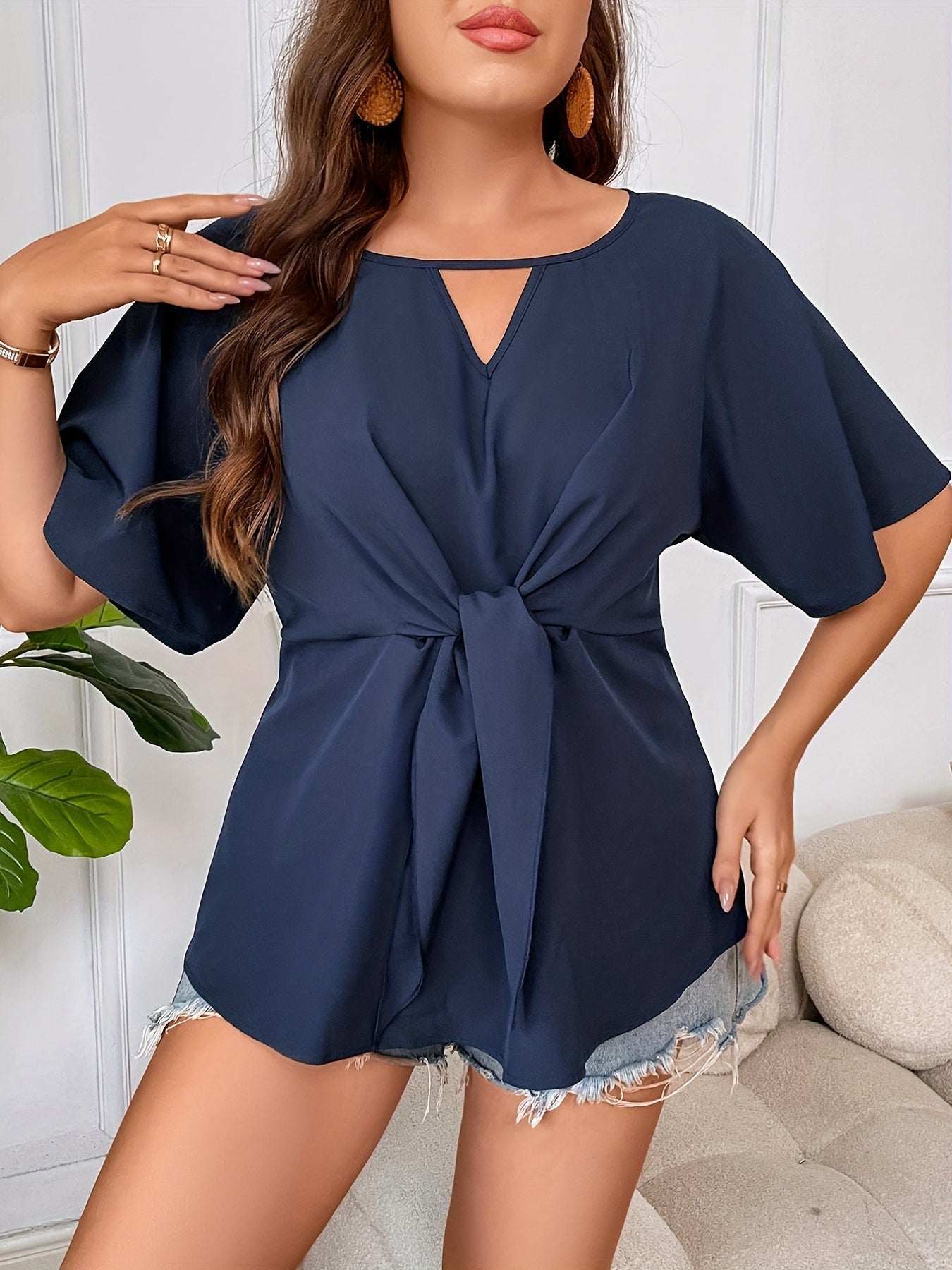 xieyinshe  Plus Size Elegant Top, Women's Plus Plain Short Sleeve Cut Out Twist V Neck Blouse