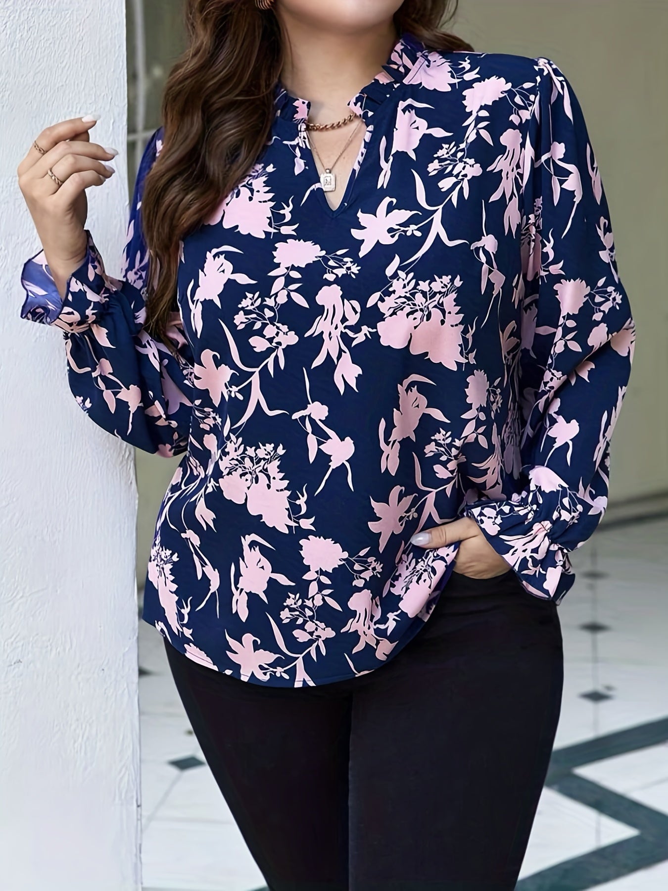 xieyinshe  Plus Size Casual Blouse, Women's Plus Floral Print Lantern Sleeve Notched Neck Lettuce Trim Top