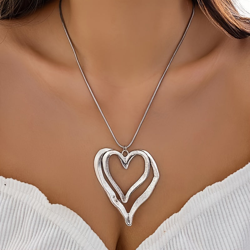 1pc Sexy Double Layer Hollowed Out Irregular Heart Pendant Necklace, Minimalist Fashionable Statement Accessories Versatile Daily Wear Jewelry Gift