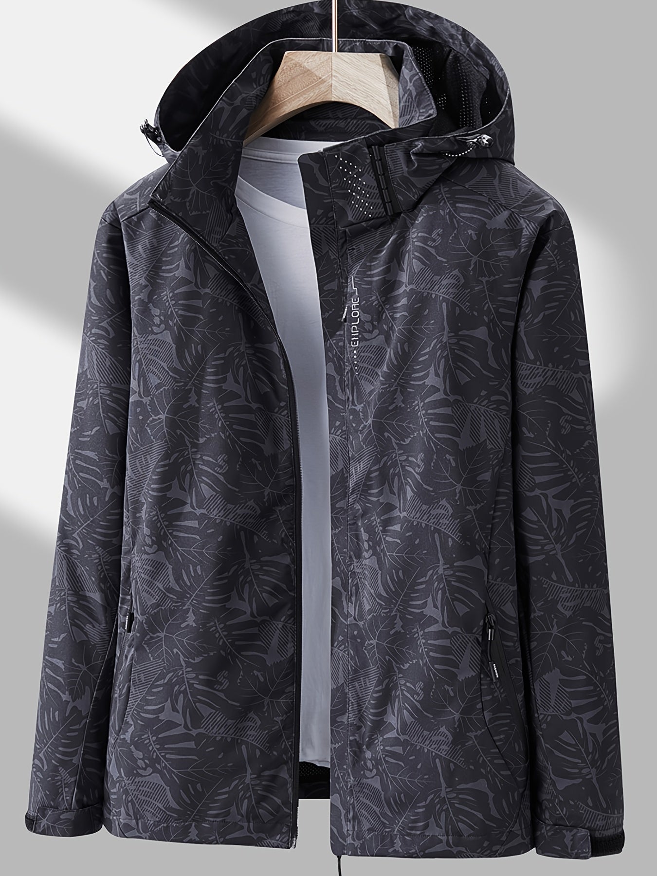 xieyinshe Women's Camouflage Outdoor Jacket: Windproof & Rainproof With Removable Hood - Perfect For Outdoor Adventures!