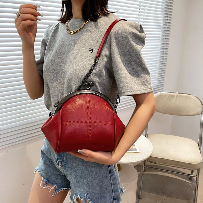 xieyinshe Shell Bag Vintage Chain Bag Fashion All-Match Embroidered Clip Women's Bag Shoulder Bag Messenger Bag Bags