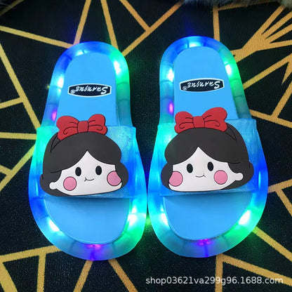 Online Influencer Fashion Luminous Children's Slippers Strawberry Crystal Shoes Shiny Color Light Girlfriends Girls Shiny Sandals