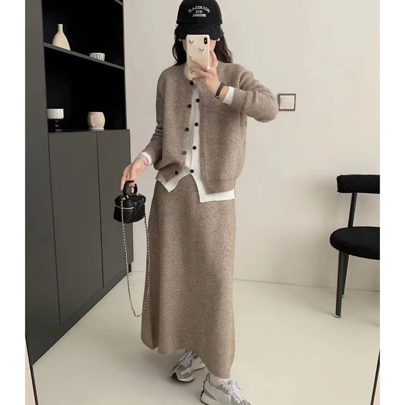 XIEYINSHE 2025High-end knitted cardigan women's suit autumn and winter new lazy wind sweater jacket skirt fashion two-piece set trendy