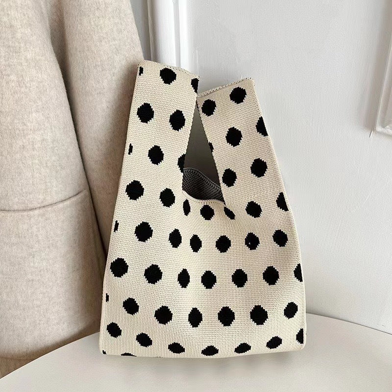 XIEYINSHE INS Internet-Famous Tote Women's Knitted Wool Bucket Bag Japanese and Korean Style All-Match Hand Carrying Casual Tote Bag Box Lunch Bag