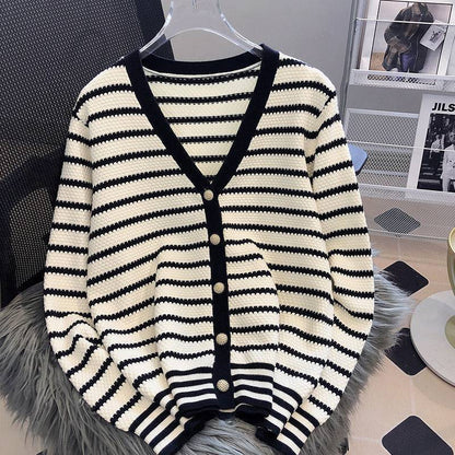 XIEYINSHE Sweater jacket knitted cardigan women's spring and autumn clothing thin outer with new popular black and white striped V-neck long-sleeved top