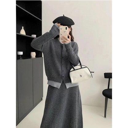 XIEYINSHE 2025High-end knitted cardigan women's suit autumn and winter new lazy wind sweater jacket skirt fashion two-piece set trendy