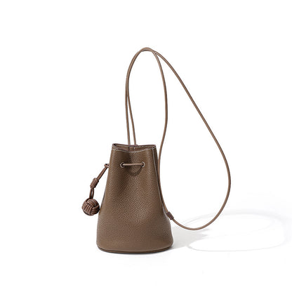 xieyinshe Korean Style Niche Drawstring Bucket Bag  New Ins Genuine Leather Messenger Bag Women's Simple First Layer Cowhide Leather Single-Shoulder Bag