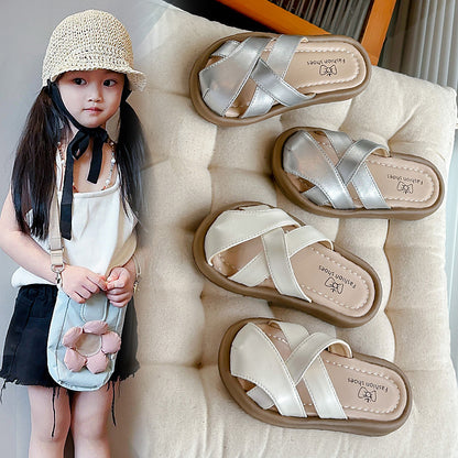 Girls Closed-Toe Slippers  Summer New Children's Sandals Girls Silver Classic Style Outerwear Flat Beach Shoes