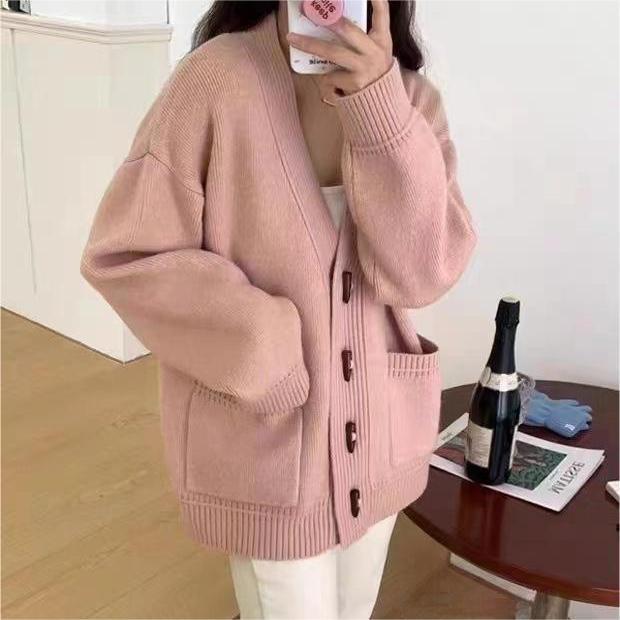 XIEYINSHE Korean version V-neck horn buckle knitted cardigan top New autumn and winter new soft waxy loose outer sweater women's coat