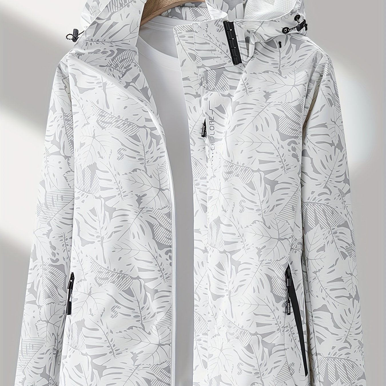 xieyinshe Women's Camouflage Outdoor Jacket: Windproof & Rainproof With Removable Hood - Perfect For Outdoor Adventures!