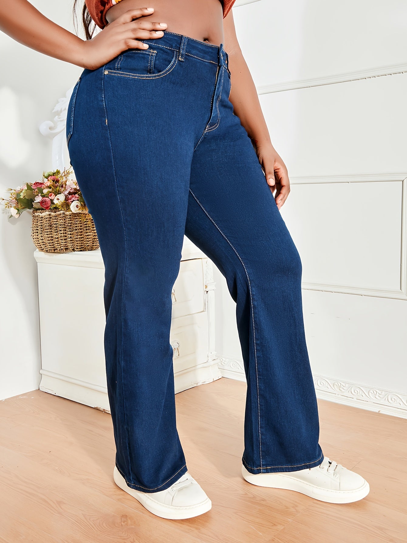 xieyinshe  Plus Size Casual Jeans, Women's Plus Solid Button Fly High Stretch Flared Leg Jeans