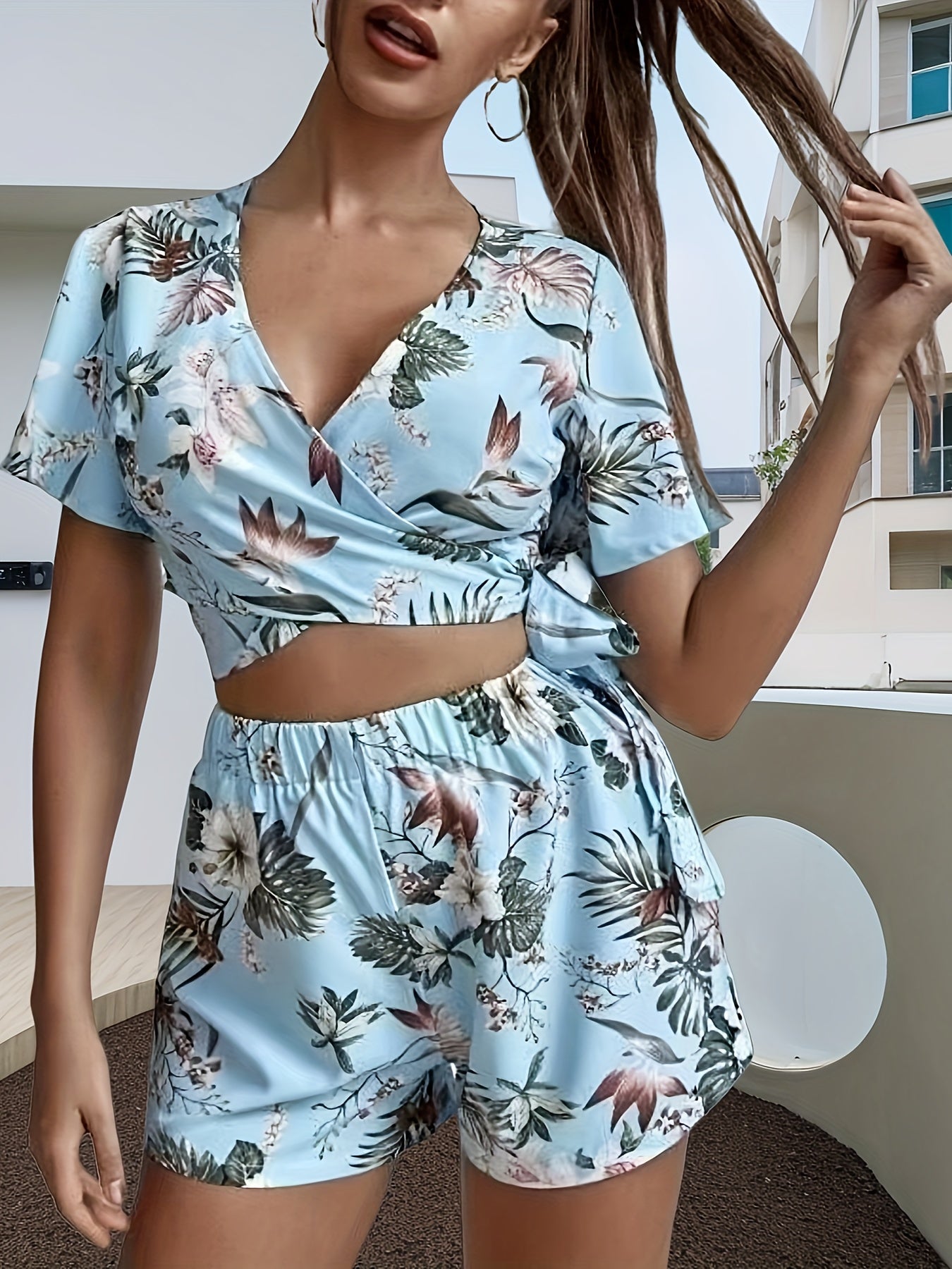 xieyinshe  Floral Print Two-piece Set, Tie Back V Neck Short Sleeve Crop Top & Elastic Waist Shorts Outfits, Women's Clothing