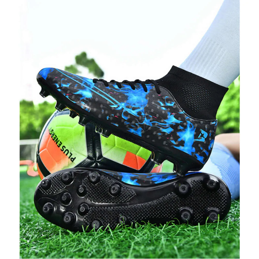 Factory Wholesale High Top Custom Brand Outdoor Leisure Fashion Football Shoes