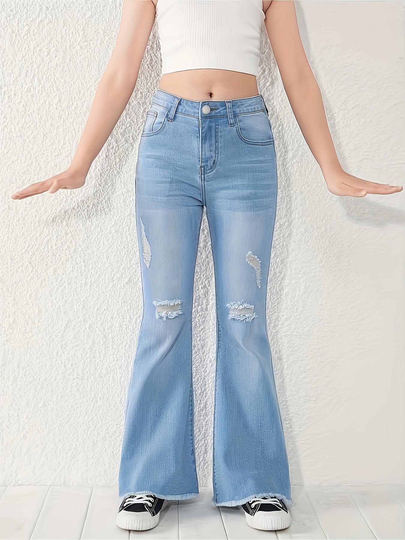 Girl's Casual Raw Hem Flare Jeans Ripped Design Light Washed Denim Trousers For All Seasons