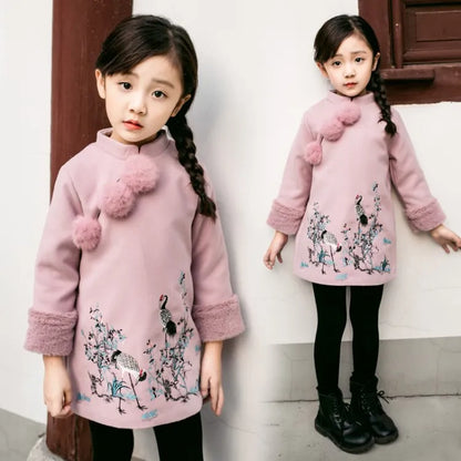 Kids Girls Dresses New Winter Chinese Cheongsam Style Thick Warm New Year Baby Girls Long Sleeve Princess Dresses For 2-8 Years 2 Colors