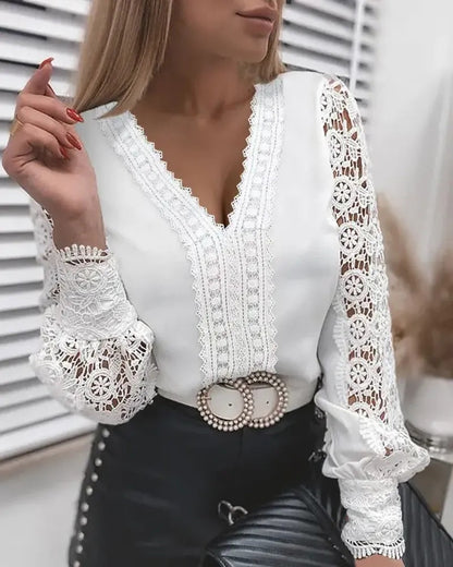 Xieyinshe - V-neck top with long sleeves in guipure lace