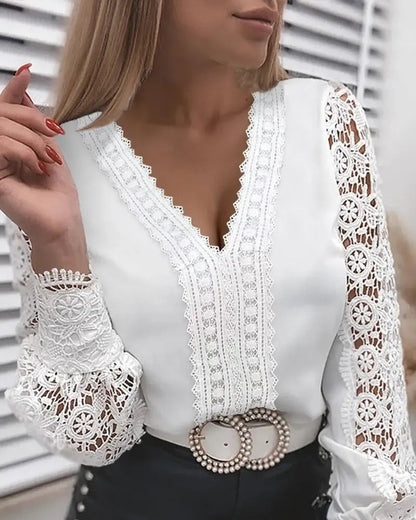 Xieyinshe - V-neck top with long sleeves in guipure lace