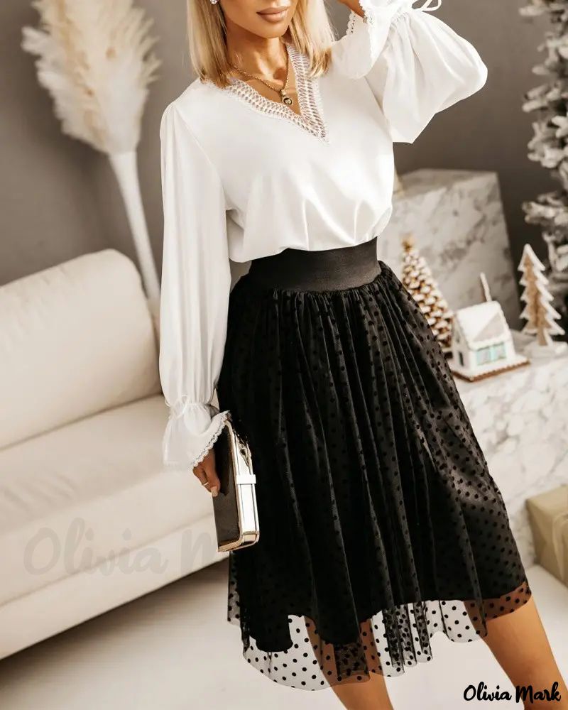 Xieyinshe - Contrast Lace Long Sleeve Top