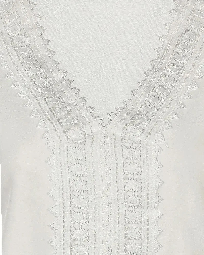 Xieyinshe - V-neck top with long sleeves in guipure lace